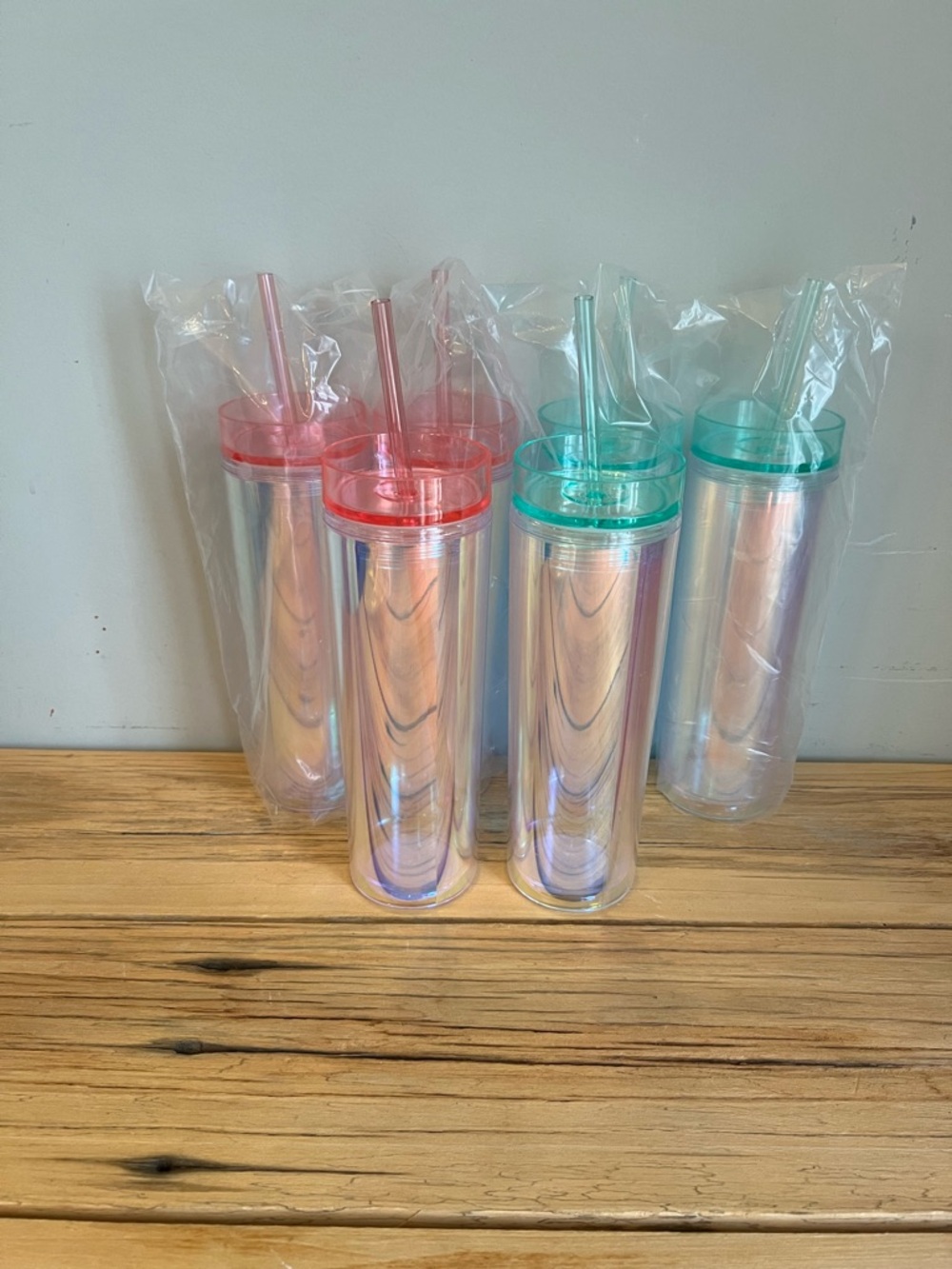 NEW- Set of 6 Iridescent Double-Wall Tumbler with Straw - Pink & Teal Lids